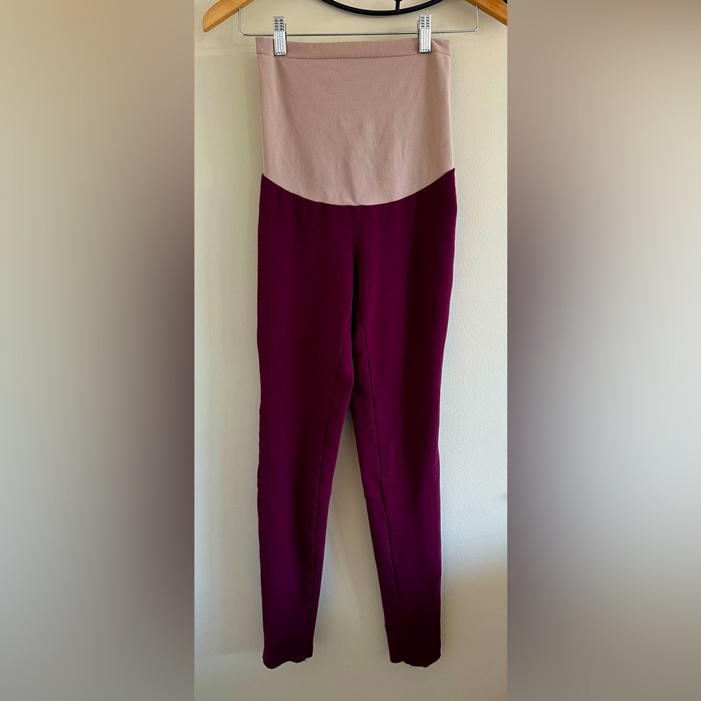 ✨Maternity✨ A Pea in the Pod | Burgundy Leggings, Size S ✨